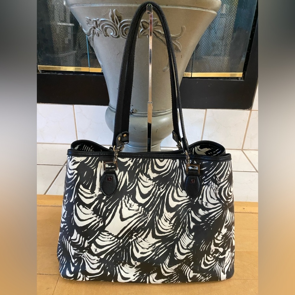 L.A.M.B. by Gwen Stefani Percy X-Large Vintage Tote Handbag, Blk/Wht,Leather PVC - Picture 2 of 16